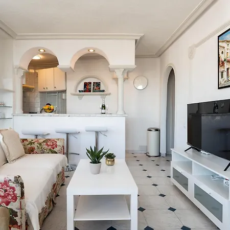 Malagasuite Coast & Mountain Horizon Apartment Torremolinos